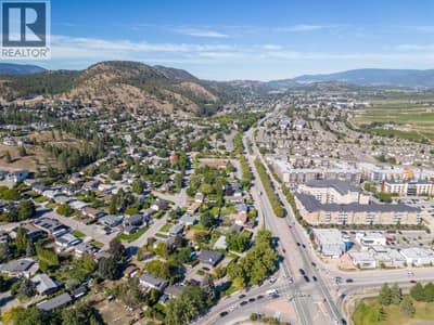 723 Glenburn Street, Kelowna