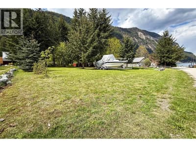 Lots 22, 23, 24 Main Street, Lardeau