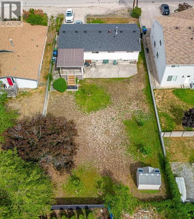 390 Asher Road, Kelowna