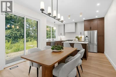 DIning to Kitchen