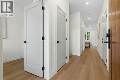 Entry Foyer