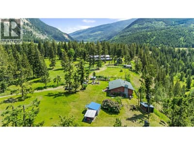 2673 Agate Bay Road, Barriere