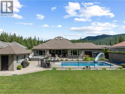 2714 Golf Course Drive, Blind Bay