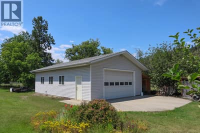 7797 16th Street, Grand Forks