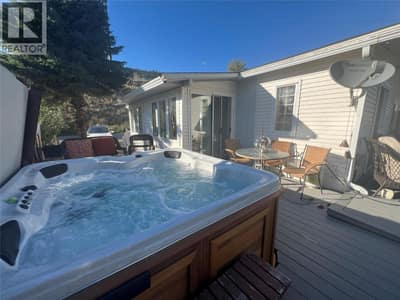 1401 NICOLA Avenue Unit# 18, Merritt
