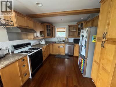 1675 Canford Avenue, Merritt