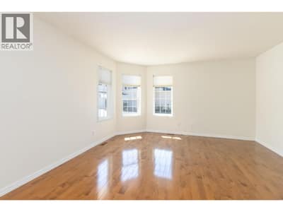 870 10 Street SW Unit# 112, Salmon Arm