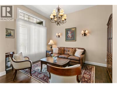 165 Summer Wood Drive, Kelowna