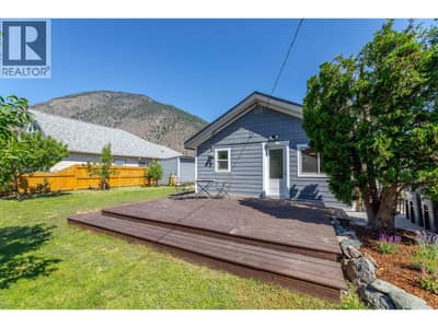 430 6th Avenue, Keremeos
