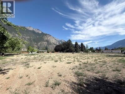The Hop Farm Lillooet