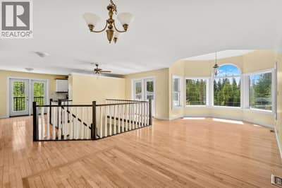 18 David Crescent, Elkford