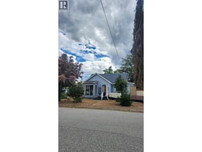 4433 4th Street, Peachland