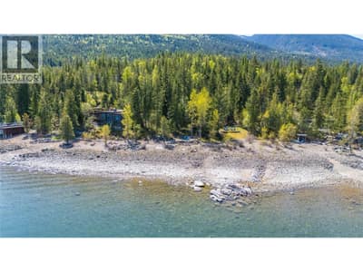 283 Kootenay Lake Road, Procter