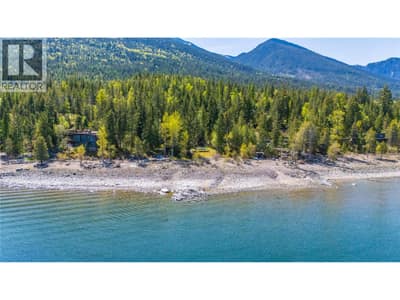 283 Kootenay Lake Road, Procter
