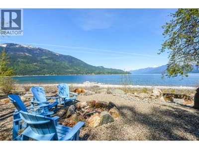 283 Kootenay Lake Road, Procter