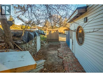 3422 Broadview Road, West Kelowna