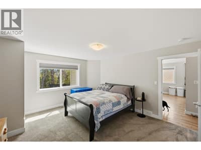 28 Huth Avenue, Penticton