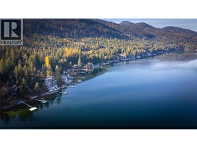 1722 WEST LAKE Drive, Christina Lake