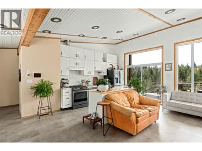 378 Lakewood Road, Vernon