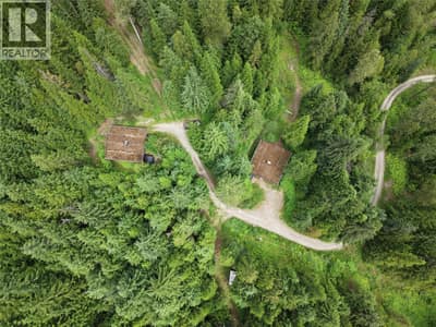 6610 6 Highway, Ymir