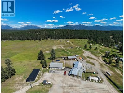 3680 Sweet Road, Baynes Lake