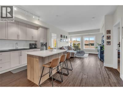 4380 Lakeshore Road Unit# 210, Kelowna