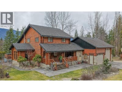 1495 6 Highway, Nakusp