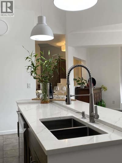 1905 Pandosy Street Unit# 307, Kelowna
