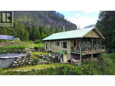 9155 Highway 6, Silverton