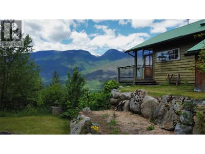 9155 Highway 6, Silverton