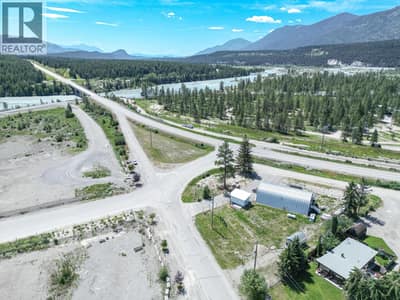 9115 93/95 Highway, Canal Flats