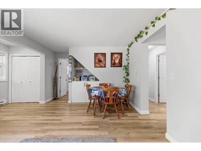 11592 Okanagan Centre Road E, Lake Country