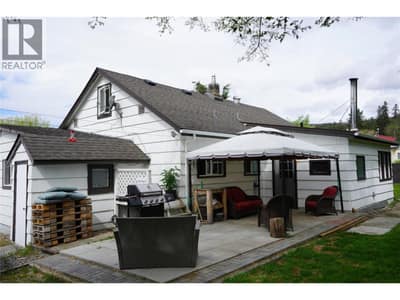 304 MCDONALD Avenue, Clinton
