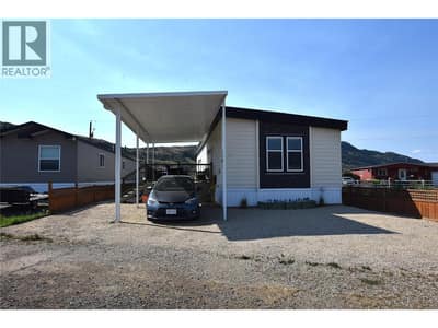 An 18 foot wide home featuring 2 beds and 2 baths