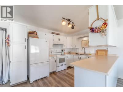 13014 Armstrong Avenue Unit# 203, Summerland