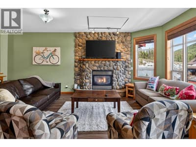 360 Strayhorse Road Unit# 19, Apex Mountain