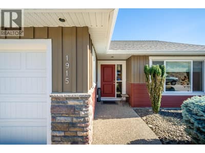1915 Rosealee Lane, West Kelowna