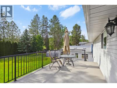 3424 East Boundary Road, Lakeview Heights