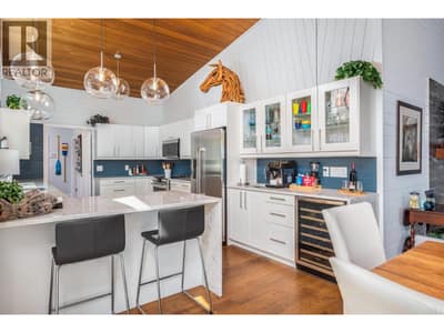 3723 Westside Road N, Kelowna