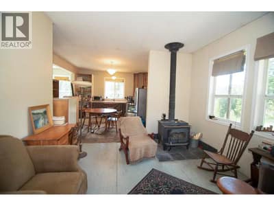 820 KANE VALLEY Road, Merritt