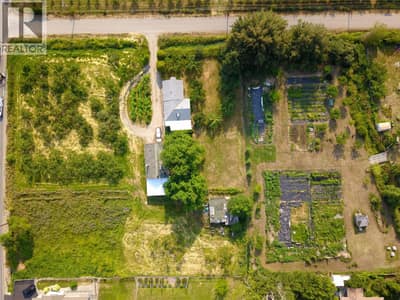 10216 Lumsden Avenue, Summerland