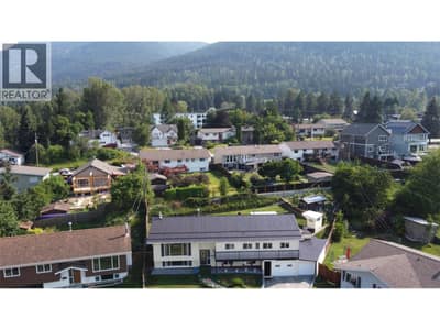 1705 Slocan Crescent, Nelson
