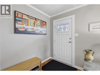 1233 Pine Street, Kamloops
