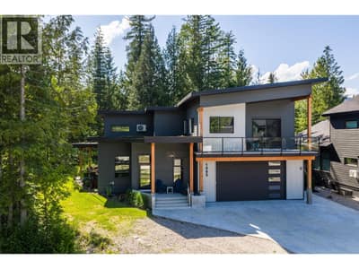 1005 Williams Gate Lane, Revelstoke