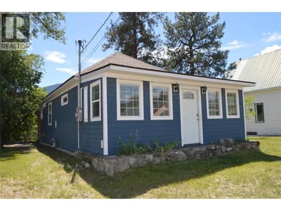 566 72ND Avenue, Grand Forks