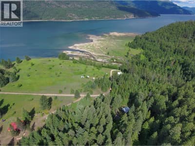 648 LOWER ARROW LAKE Road, Renata