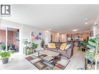 3346 SKAHA LAKE Road Unit# 304, Penticton