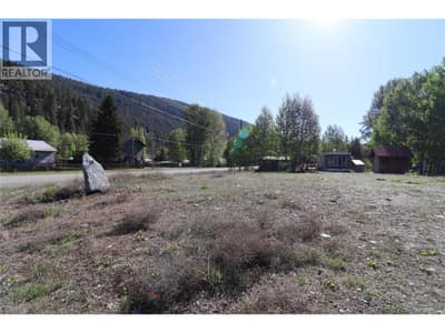 1881 MAIN Street, Coalmont-Tulameen