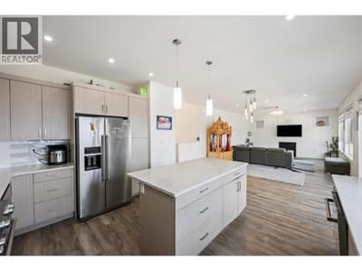 1076 SYER Road, Penticton