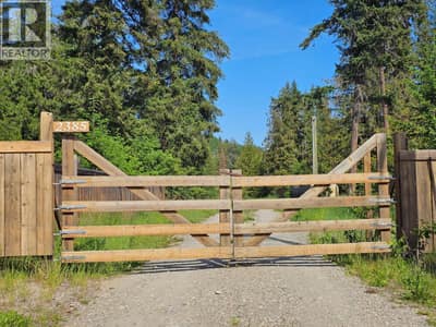 2385 Eva Road, Lee Creek